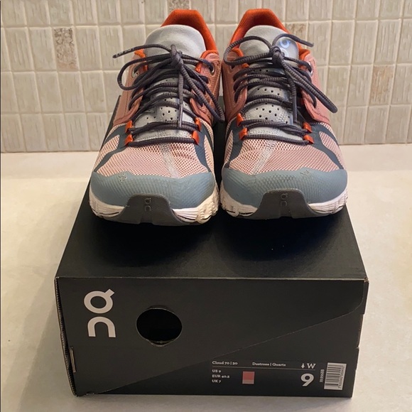 on cloud dustrose quartz